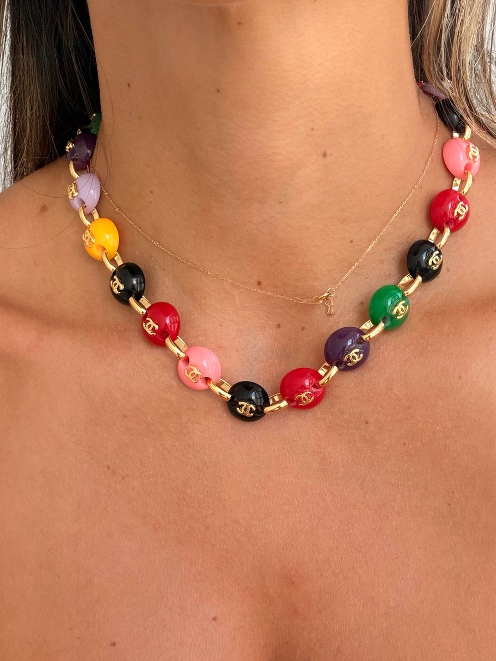 🍭CHANEL Multicolor Button Link Necklace with Gold-Tone Hardware🍭 - Picture 12 of 12